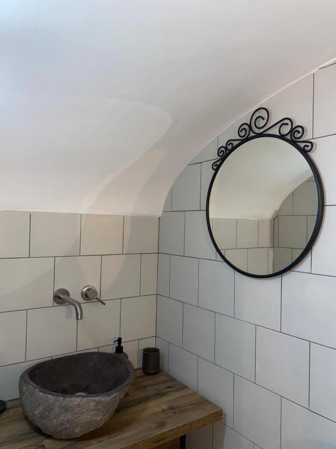 Dimora Flo Apartment บรินดิซิ ภายนอก รูปภาพ